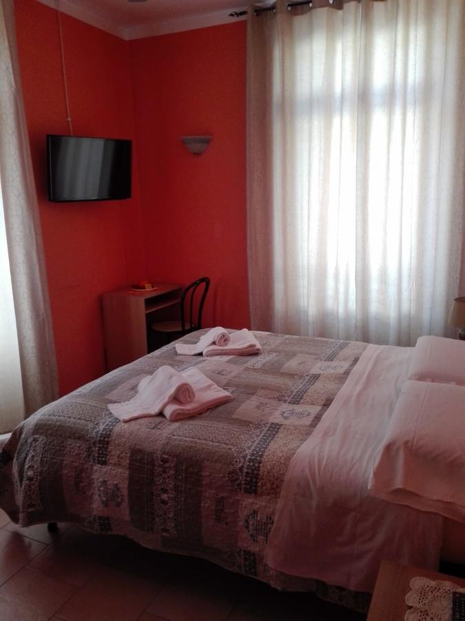 Al 182 Hotel Fornaci di Barga Екстериор снимка